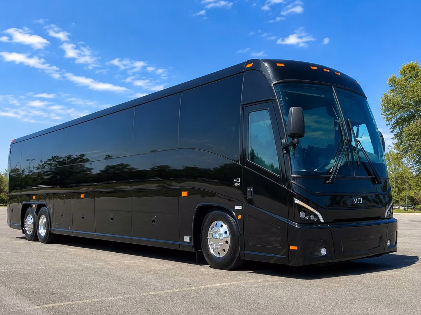 school field trip and university group transportation in grand rapids