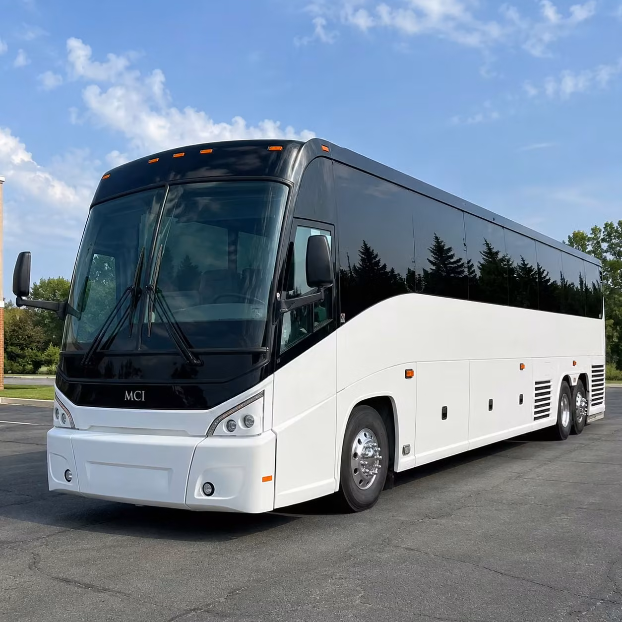 smooth long distance group travel to michigan s upper peninsula and traverse city